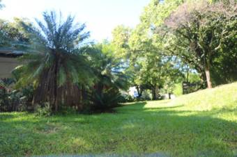 Se vende amplio lote de 5,640m2 en Brasil Santa Ana 24-395