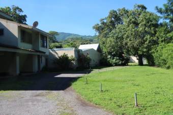 Se vende amplio lote de 5,640m2 en Brasil Santa Ana 24-395