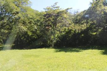 Se vende amplio lote de 5,640m2 en Brasil Santa Ana 24-395
