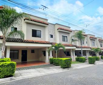 Corner townhouse for sale in Santa Ana Hills Condominium