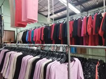 Se vende amplia propiedad comercial en San Pablo Heredia 25-1112 Se vende amplia propiedad comercial en San Pablo Heredia 25-1112