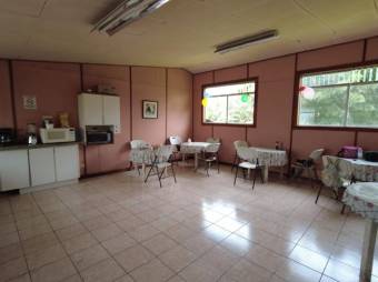 Se vende amplia propiedad comercial en San Pablo Heredia 25-1112 Se vende amplia propiedad comercial en San Pablo Heredia 25-1112