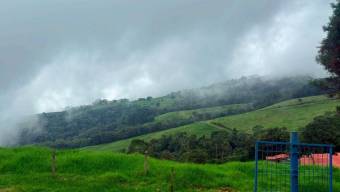 Se vende lote de 2,863m2 en Santo Domingo de Heredia 26-541