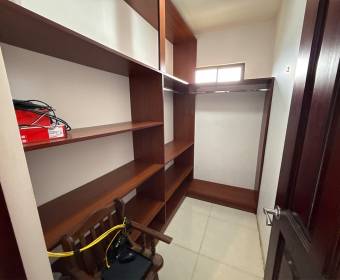 House for sale in a condominium located in El Coco, Alajuela House for sale in a condominium located in El Coco, Alajuela