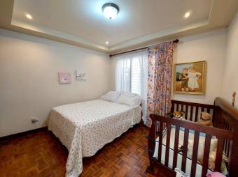 Se vende espaciosa casa con patio en Sabana Sur 23-1814 Se vende espaciosa casa con patio en Sabana Sur 23-1814