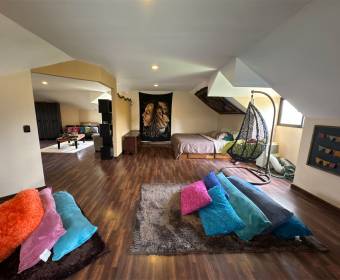 3-story house for sale in Ciudad Hacienda Los Reyes