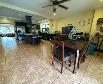 3-story house for sale in Ciudad Hacienda Los Reyes