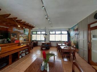 Se alquila apartamento amoblado en La Sabana 26-506