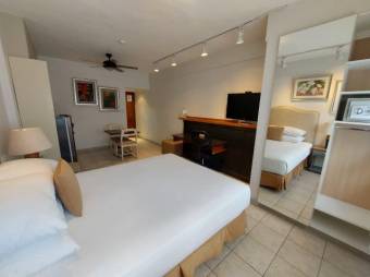 Se alquila apartamento amoblado en La Sabana 26-506