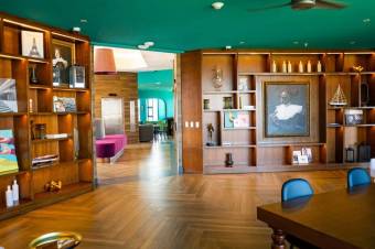 Se alquila moderno apartamento en Núcleo Sabana 26-659