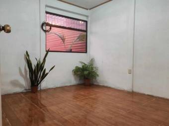Se vende espaciosa casa con patio en Guadalupe San José 26-635