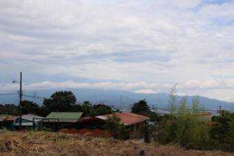 Se vende lote plano de 998m2 en San Jose de la Montaña 23-1015