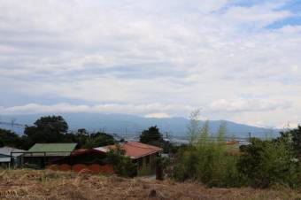 Se vende lote plano de 998m2 en San Jose de la Montaña 23-1015