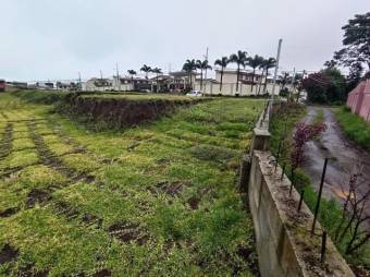 Se vende lote de 367m2 en San Pablo de Heredia 25-868