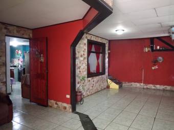 Se vende espaciosa casa en San Pablo de Heredia 26-617