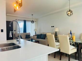 Se vende moderna casa en condominio de San Miguel de Heredia 26-308