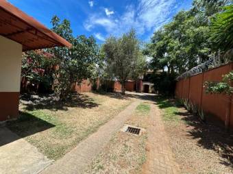 Se vende espaciosa propiedad para inversión en San Juan de Santa Barbara 25-1980, $ 990,000, 11, Heredia, Santa Bárbara