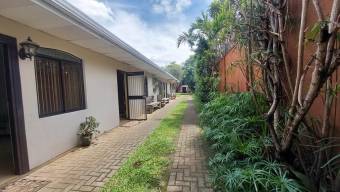 Se vende espaciosa propiedad para inversión en San Juan de Santa Barbara 25-1980, $ 990,000, 11, Heredia, Santa Bárbara