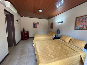 Se vende espaciosa propiedad para inversión en San Juan de Santa Barbara 25-1980, $ 990,000, 11, Heredia, Santa Bárbara