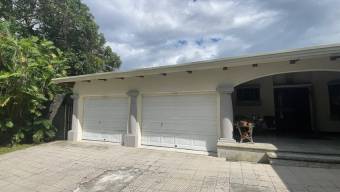 Se vende espaciosa casa con uso mixto en San Juan de Heredia 26-76