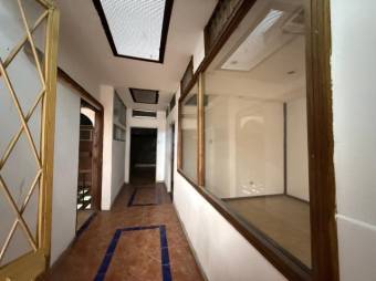 Se vende amplia plaza comercial para inversión en Heredia 26-555, $ 800,000, 1, Heredia, Heredia