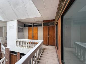 Se vende amplia plaza comercial para inversión en Heredia 26-555, $ 800,000, 1, Heredia, Heredia