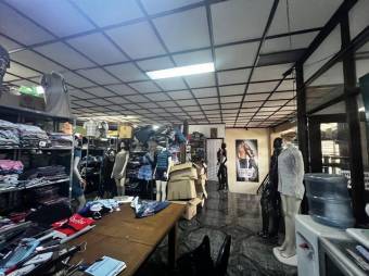 Se vende espaciosa propiedad comercial en Heredia 25-530, $ 750,000, 4, Heredia, Heredia