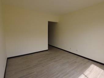 Se vende moderna casa en residencial de San Rafael de Heredia 26-160