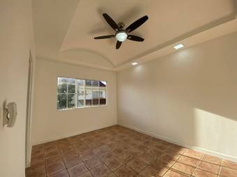 Se vende espaciosa casa en condominio de San Antonio de Belén 25-1494 