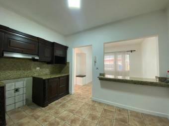 Se vende espaciosa casa en condominio de San Antonio de Belén 25-1494 