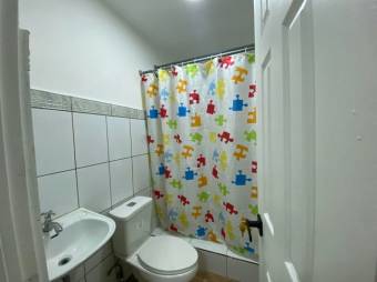 Se vende espaciosa casa en condominio de San Antonio de Belén 25-1494 