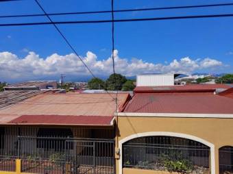 Se vende propiedad con 3 Apartamentos en San Francisco Heredia 25-1000