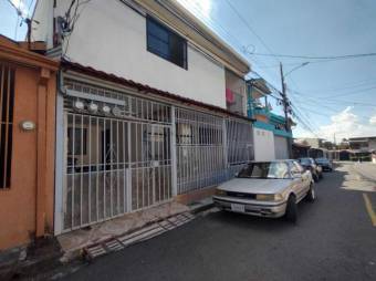 Se vende propiedad con 3 Apartamentos en San Francisco Heredia 25-1000
