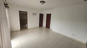Vendo casa en Condominio La Guacima Arriba.