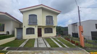 Vendo casa en Condominio La Guacima Arriba.