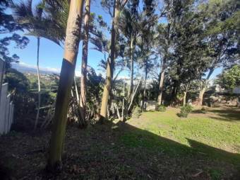 Se vende amplio lote de 3,400m2 en San Miguel de Heredia 25-129