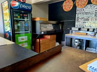 Se vende negocio pizzeria, restaurante 