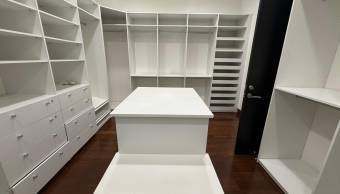 VENTA DE CASA LUJOSA, SAN JOSÉ, ESCAZÚ, CONDOMINIO CON SEGURIDAD VENTA DE CASA LUJOSA, SAN JOSÉ, ESCAZÚ, CONDOMINIO CON SEGURIDAD