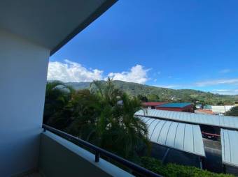 Se alquila moderno apartamento en condominio de Rio Oro 26-675