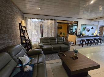 VENTA DE CASA ESQUINERA EN BARRIO SAN JOSÉ, ALAJUELA