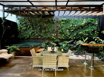 Venta de casa Escazu Guachipelin $449.000 /290 metros. 4 dormitorios