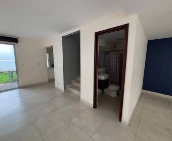House for sale in Condominio Solem, Ciudad Colón, Mora, San José. Bank-owned property.