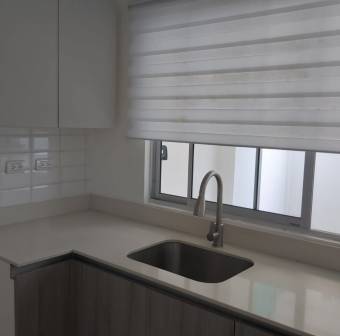 Condominio cerca del Cristo de Sabanilla