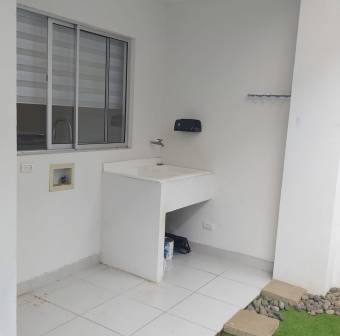 Condominio cerca del Cristo de Sabanilla