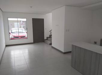 Condominio cerca del Cristo de Sabanilla