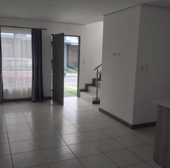 Condominio cerca del Cristo de Sabanilla