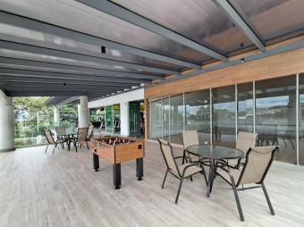 Se alquila moderno apartamento en condominio Altamira 26-404