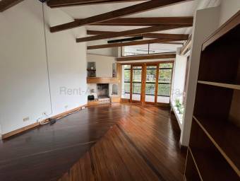Alquiler de casa con amplio jardín y chimeneas en Granadilla #27-786 GS