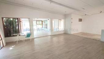 Venta de Extraordinaria Casa en Santa Ana Centro / Mls. 27-112 OFC JB