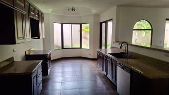 Se Vende Casa en Brasil, Santa Ana, San José